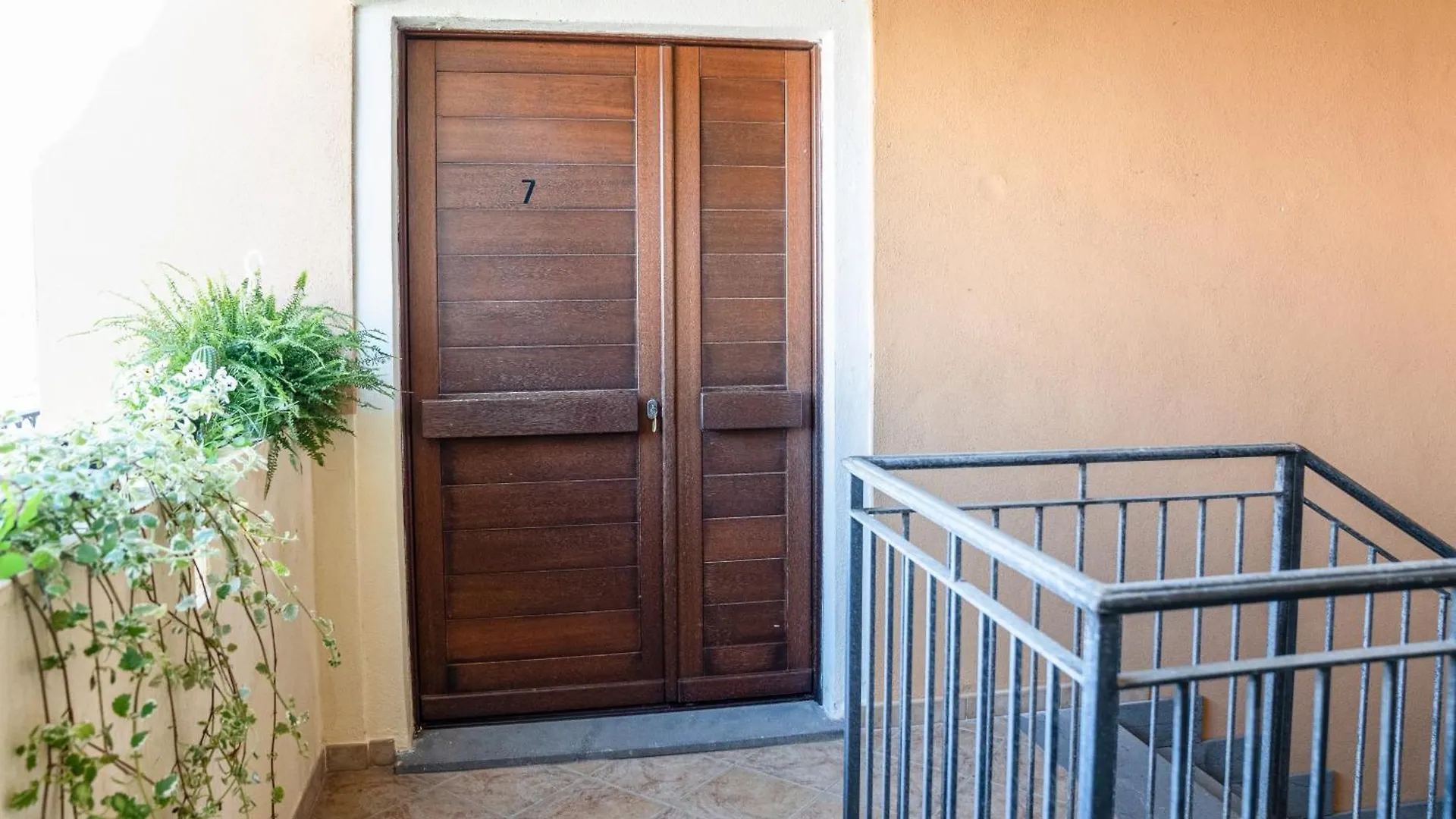 Casa Graziosa Apartment Nurachi